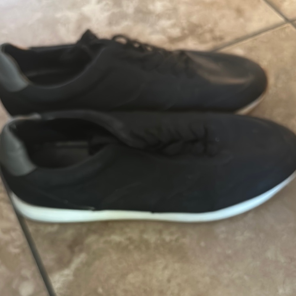 Nordstrom Black and White Minimalist Sneakers
